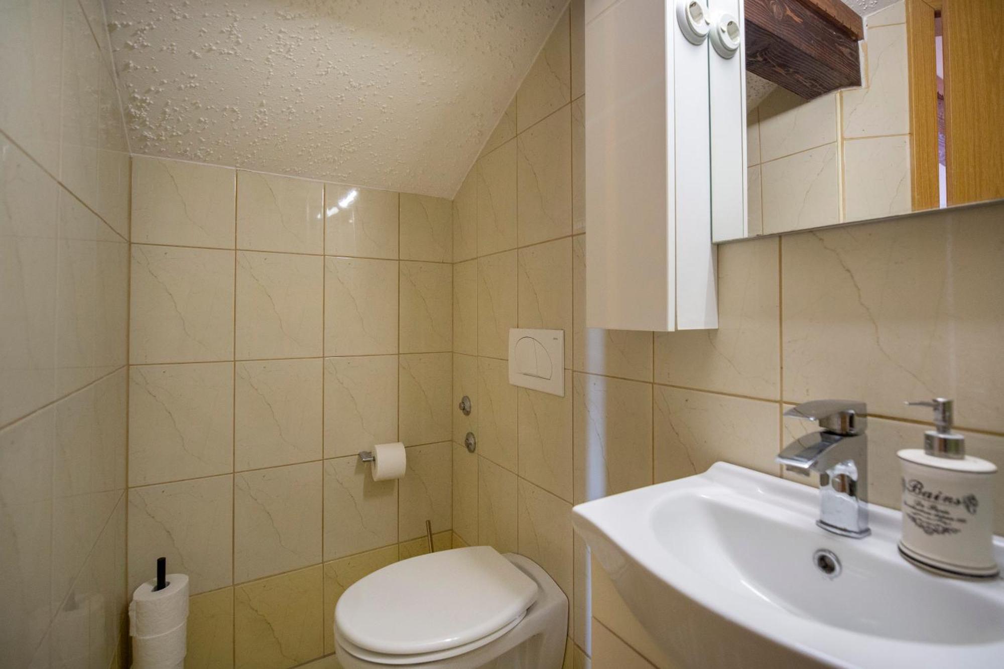 Apartman Viki Stinjan Pula Eksteriør billede