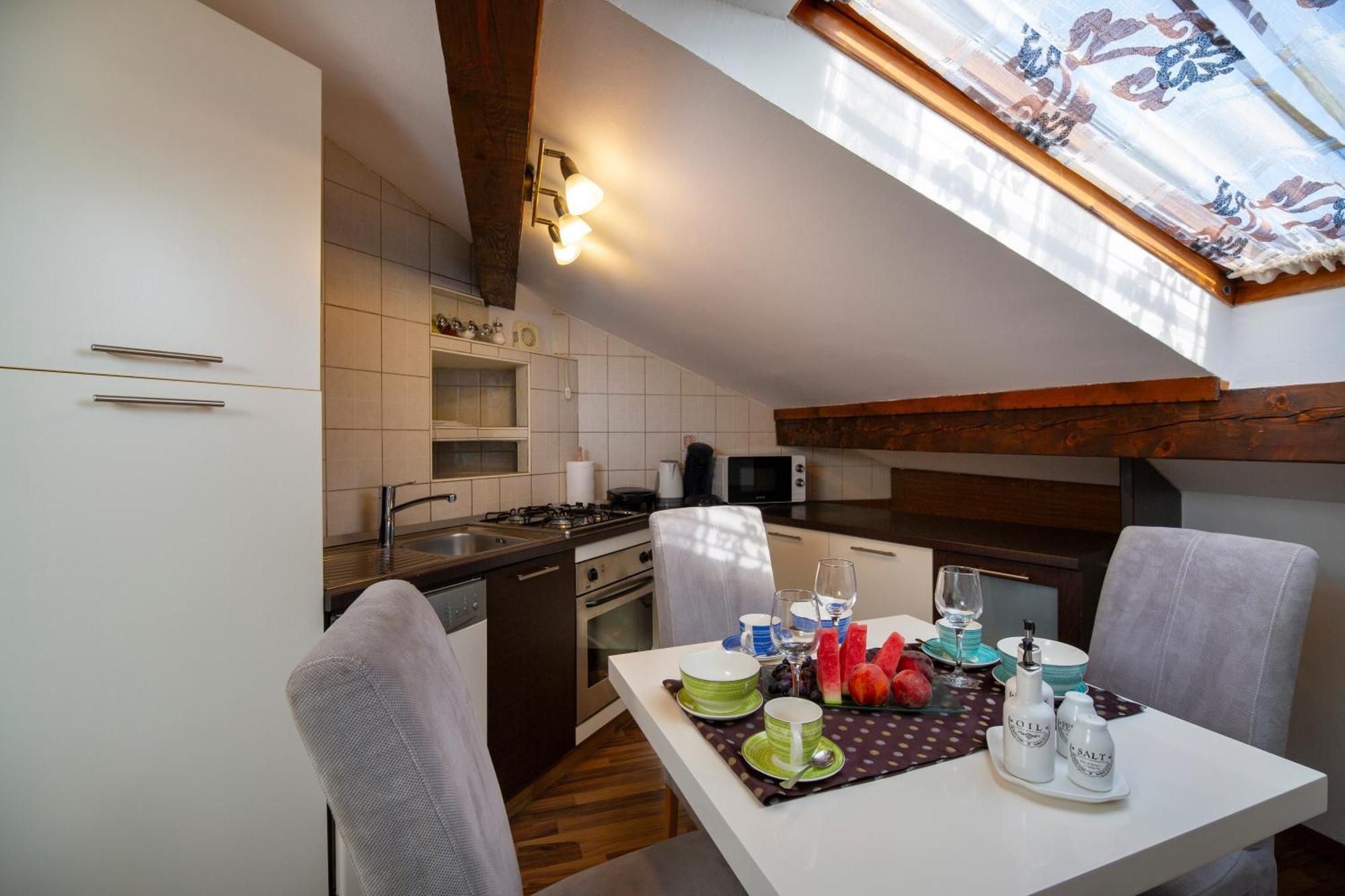 Apartman Viki Stinjan Pula Eksteriør billede